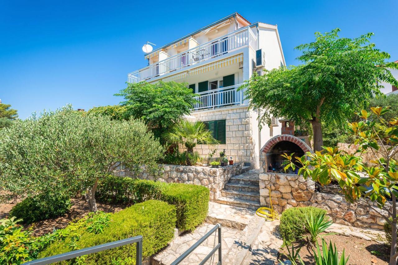 Sunny Days "Sara" - Zf Hvar Хвар Экстерьер фото