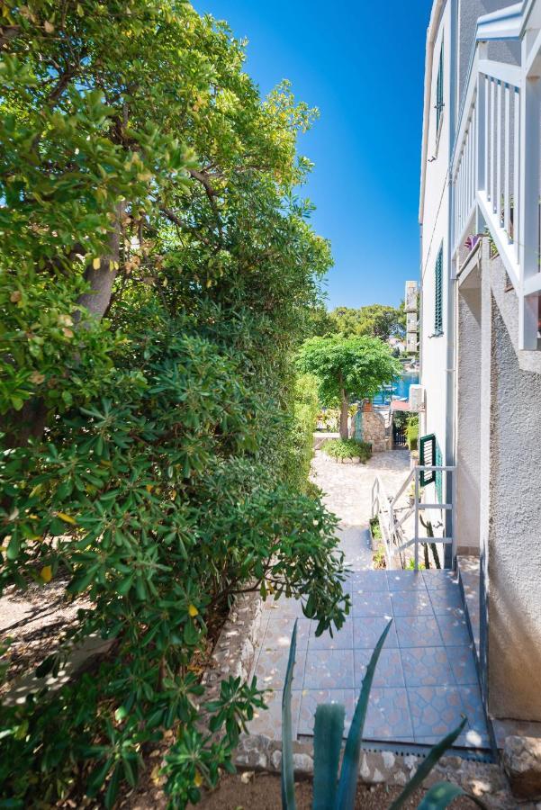 Sunny Days "Sara" - Zf Hvar Хвар Экстерьер фото