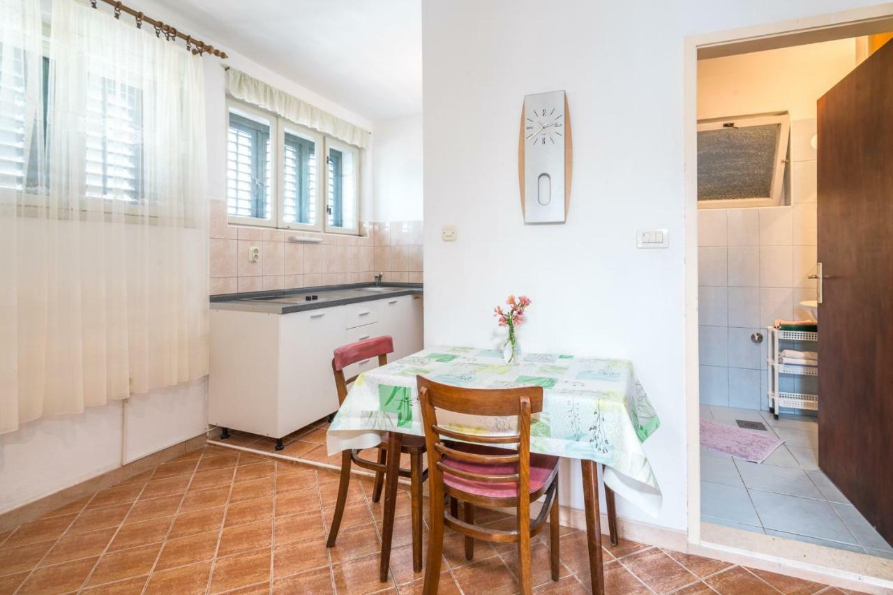Sunny Days "Sara" - Zf Hvar Хвар Экстерьер фото